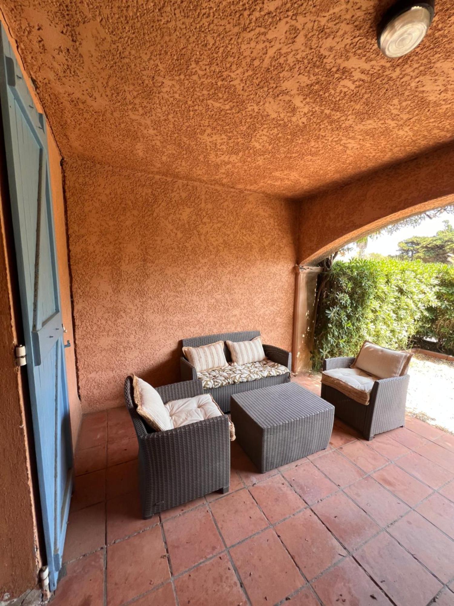 La Bergerie Apartment Hyères Екстериор снимка
